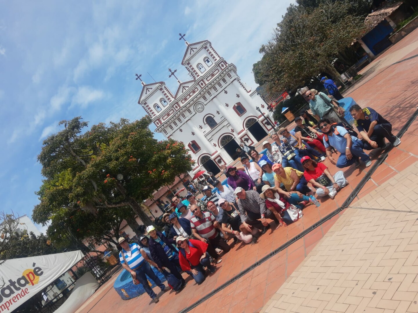 ACTIVIDADES RECREATIVAS Y CULTURALES